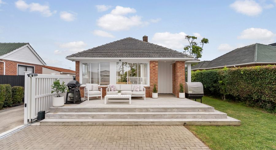  at 32 Oakley Avenue, Waterview, Auckland City, Auckland