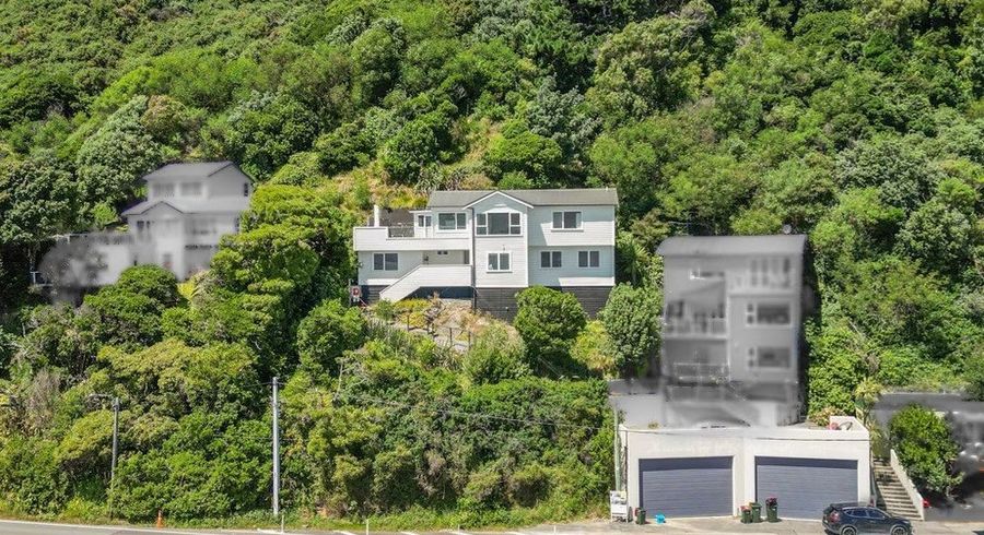  at 515 Marine Drive, Eastbourne, Lower Hutt, Wellington