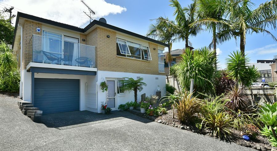  at 27 Greenview Lane, Red Beach, Red Beach