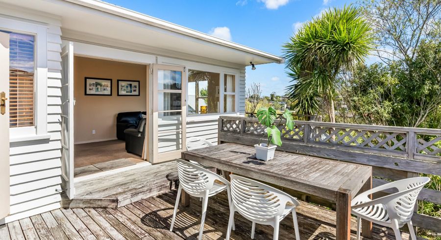  at 192 Forrest Hill Road, Forrest Hill, North Shore City, Auckland