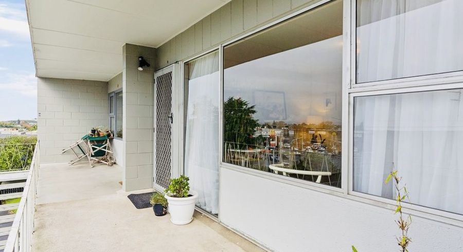  at 3N Mountain Rd, Mount Wellington, Auckland City, Auckland