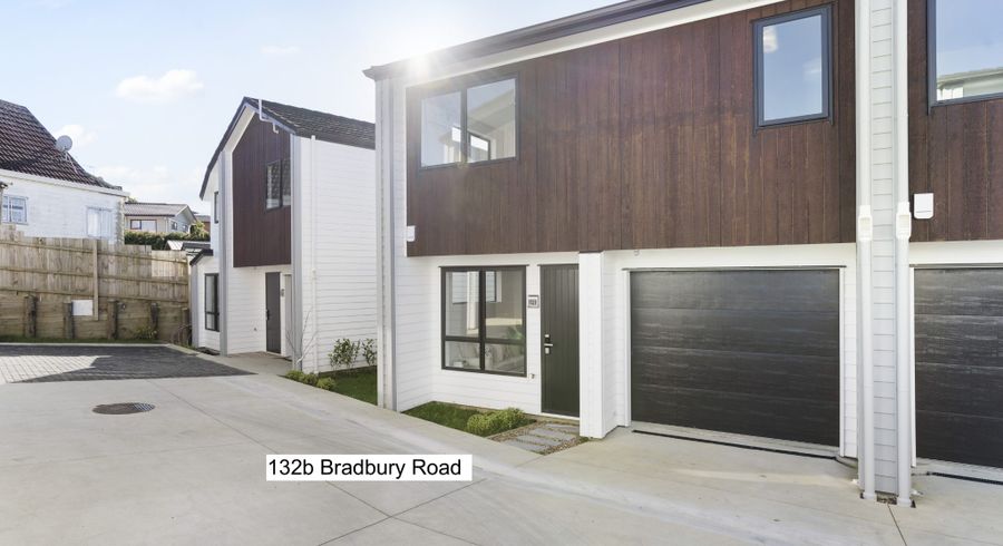  at A,B & C/132 Bradbury Road, Botany Downs, Manukau City, Auckland