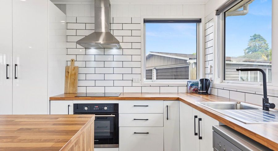  at 7 Sunset Drive, Te Puke