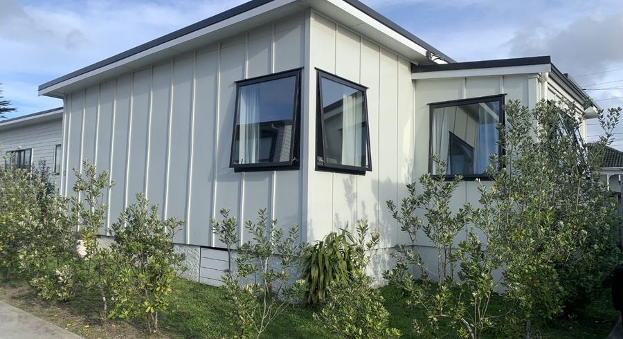  at 10 Rosier Road, Glen Eden, Auckland