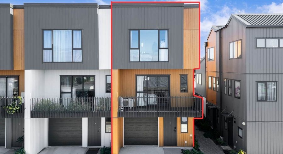  at 4/128 Onewa Road, Northcote, North Shore City, Auckland
