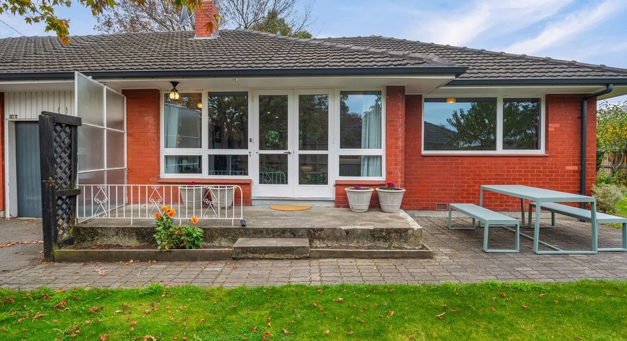  at 18B Idris Road, Fendalton, Christchurch