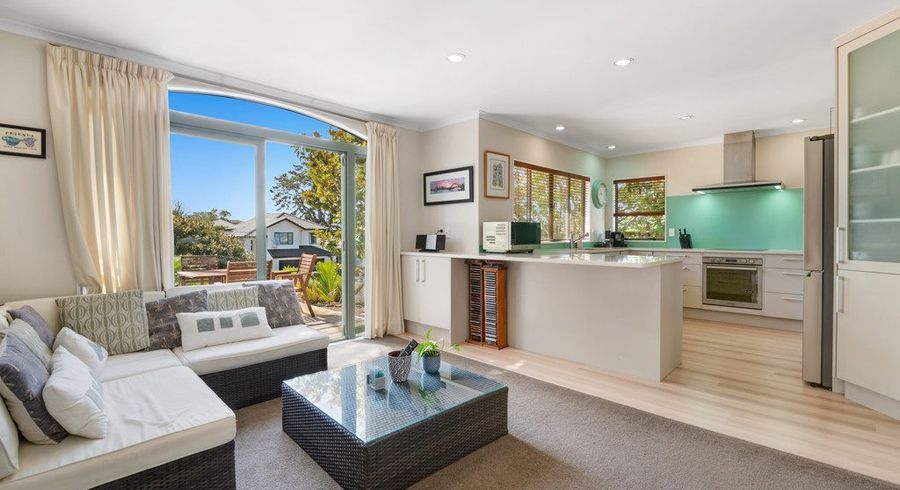  at 4 Westminster Gardens, Unsworth Heights, North Shore City, Auckland