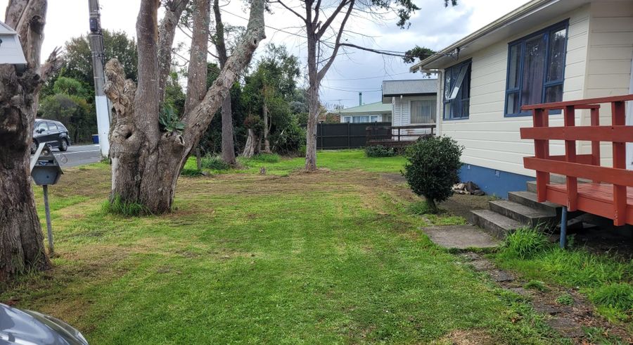  at 43 Rathgar Road, Henderson, Waitakere City, Auckland