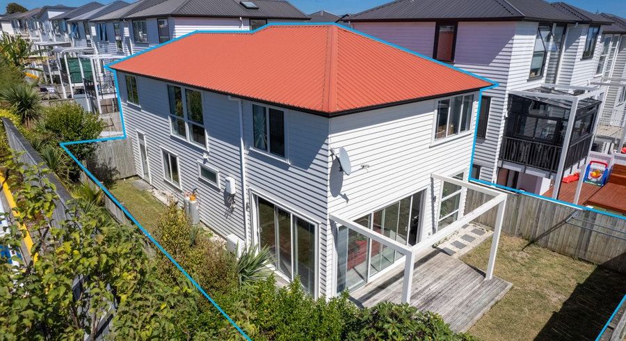  at 7 Nephrite Lane, Henderson, Waitakere City, Auckland