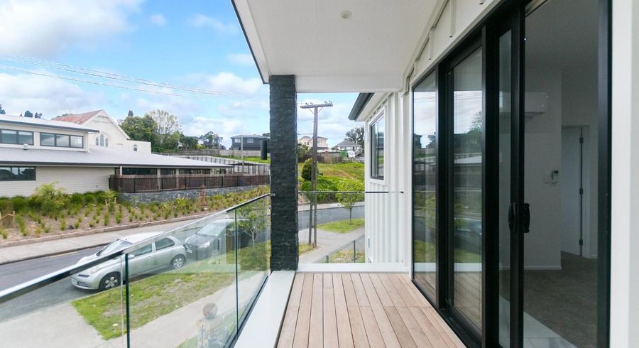  at 2/1 Donegal Street, Avondale, Auckland City, Auckland