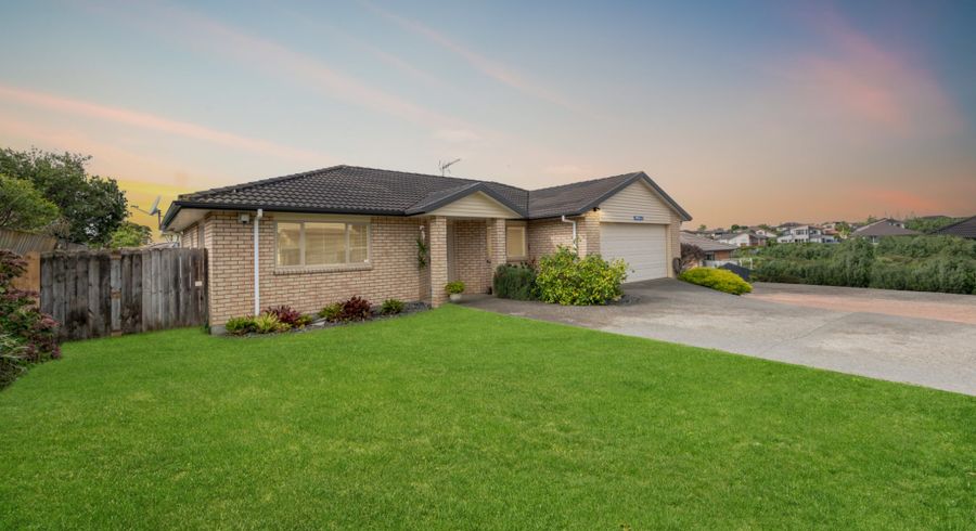  at 27 Toomer Place, Beachlands, Manukau City, Auckland