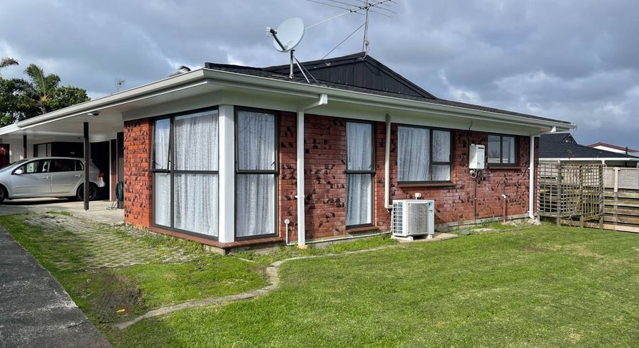  at 1/76 Prince Regent Drive, Half Moon Bay, Manukau City, Auckland