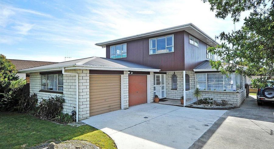  at 15 Colonial Place, Kelvin Grove, Palmerston North, Manawatu / Whanganui