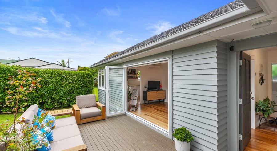  at 86 Taikata Road, Te Atatu Peninsula, Auckland