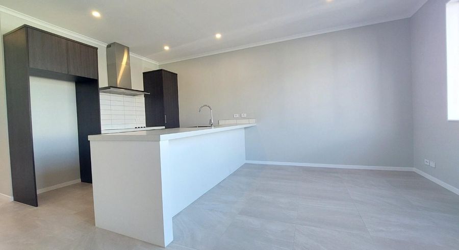  at 10/4 Matimati Place, Hobsonville, Waitakere City, Auckland