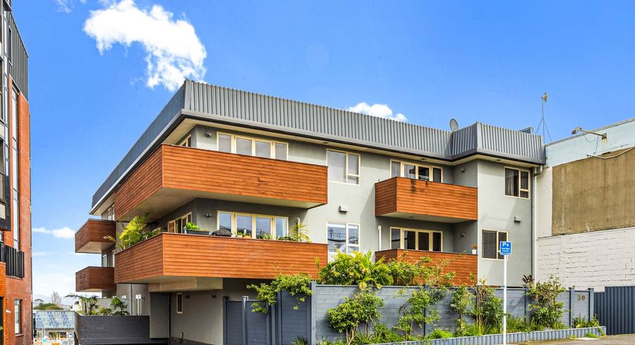  at 11/39 Mt Eden Road, Grafton, Auckland City, Auckland