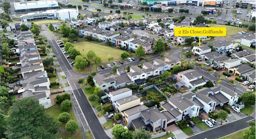  at 2 Els Close, Golflands, Manukau City, Auckland