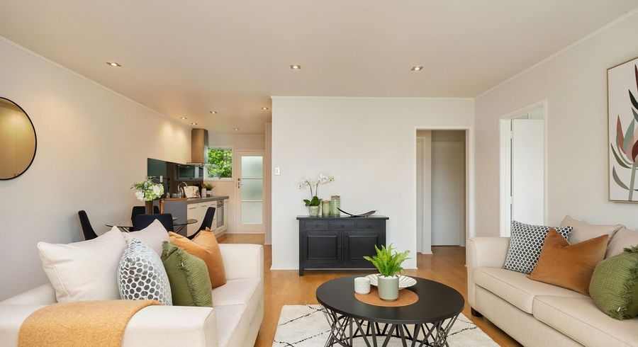  at 2/2 Peary Road, Mount Eden, Auckland City, Auckland