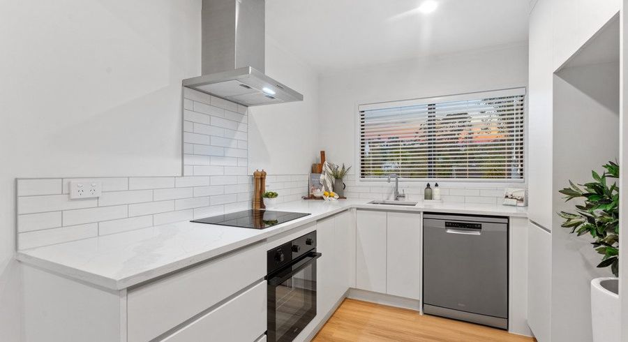  at 1/36 Gatman Street, Birkdale, Auckland