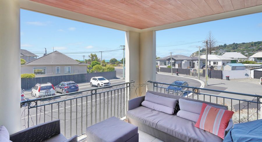  at 2/42 Marriner Street, Sumner, Christchurch City, Canterbury