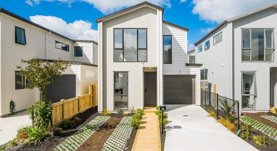  at 7  Pihoihoi Pl, Hobsonville, Waitakere City, Auckland