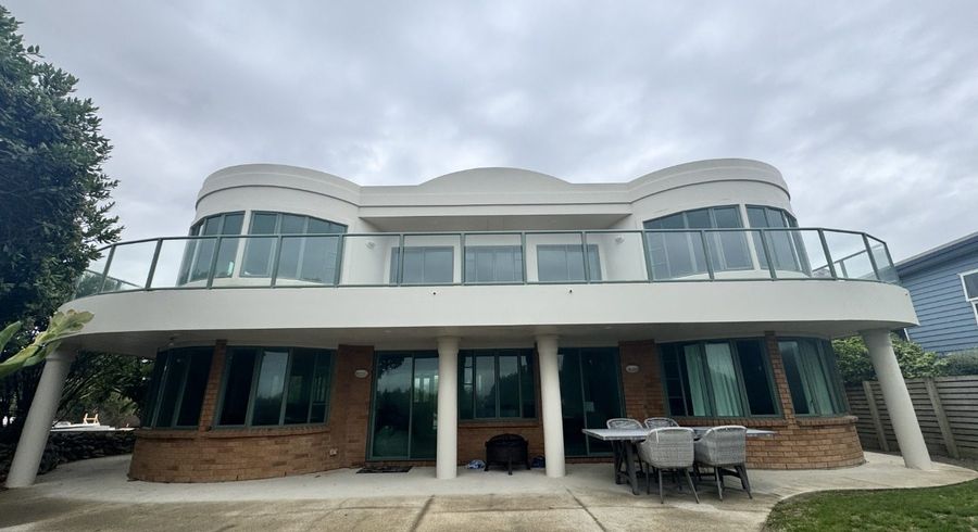  at 69 Field Way, Waikanae Beach, Waikanae