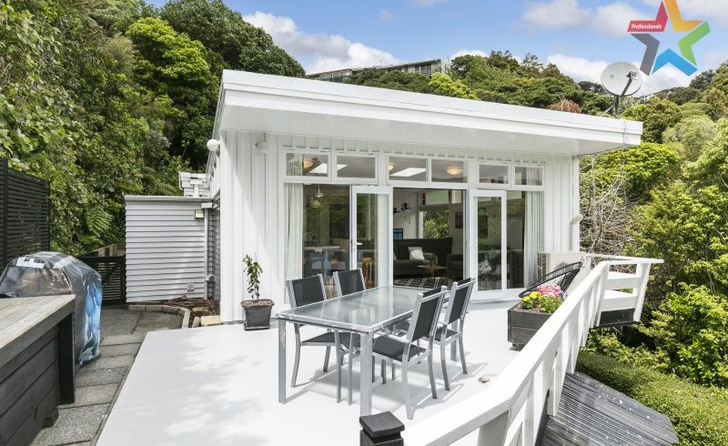  at 29 Norwich Street, Wadestown, Wellington