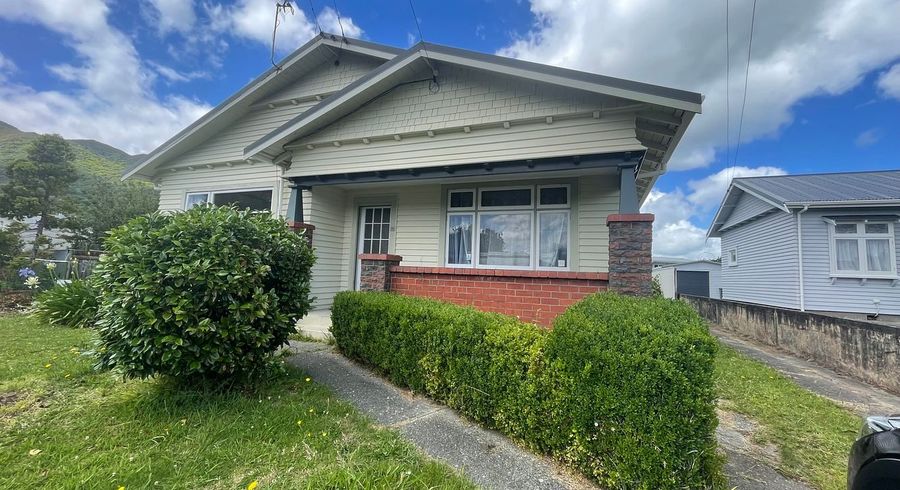  at 14 Heath Grove, Waiwhetu, Lower Hutt, Wellington