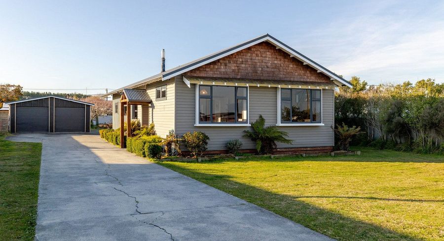  at 21 Norton Street, Foxton Beach, Horowhenua, Manawatu / Whanganui
