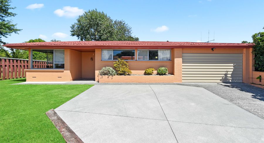  at 16 Beverley Crescent, Hillcrest, Hamilton