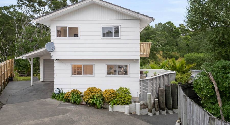  at 42 Powrie Street, Glenfield, North Shore City, Auckland