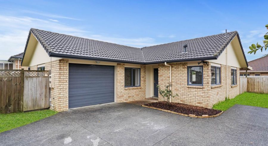  at 15 Montilla Place, Manurewa, Auckland
