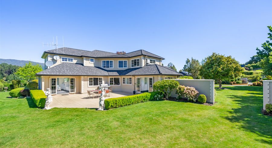  at 18 Emerald Hill Drive, Birchville, Upper Hutt
