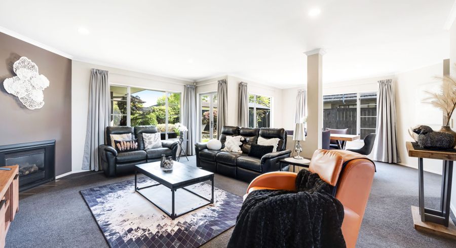  at 8 Deerfield Place, Flat Bush, Manukau City, Auckland