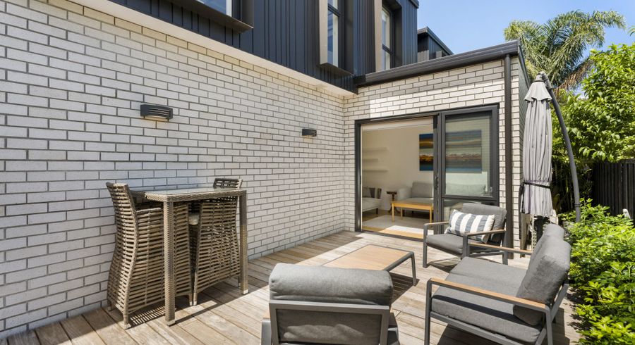  at 5B Hillcrest Avenue, Hillcrest, North Shore City, Auckland