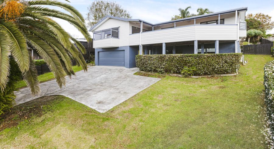  at 13 Mahoe Glade, Patumahoe, Pukekohe