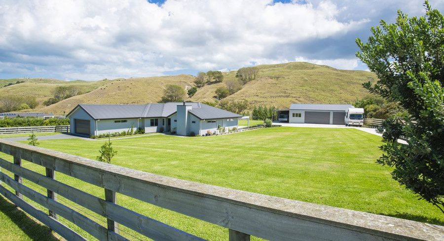  at 42 SCARLYS WAY, Okitu, Gisborne