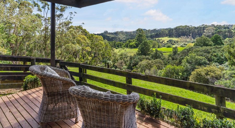  at 94 Ara-Kotinga, Manurewa