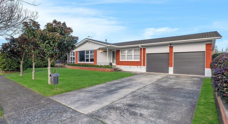  at 4 Marnane Terrace, Saint Andrews, Hamilton, Waikato