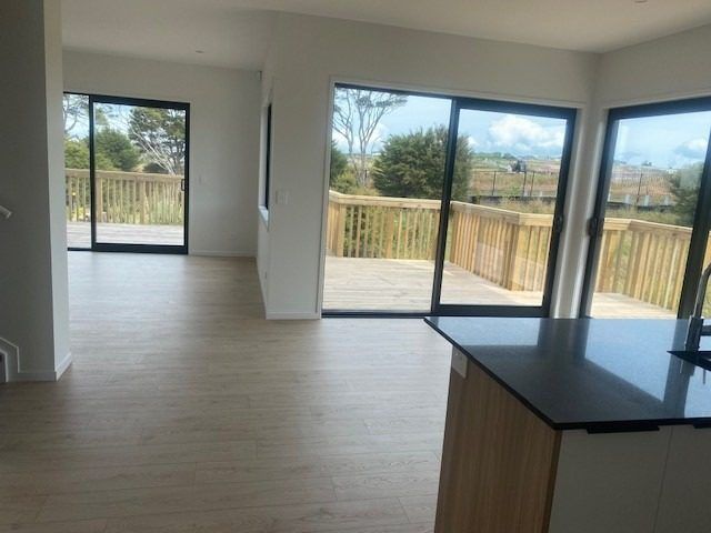  at 42 Mahutonga, Beachlands, Manukau City, Auckland