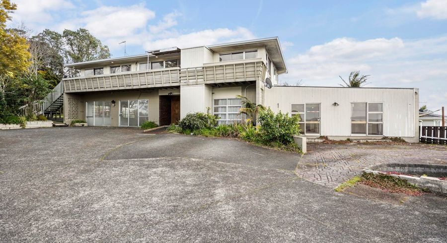  at 6 Forsythe Place, Massey, Waitakere City, Auckland