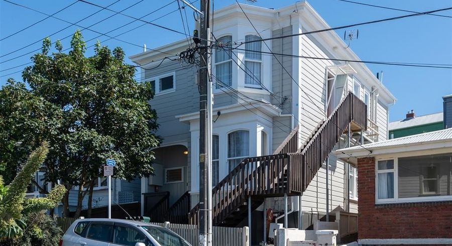  at 2/8 Howard Street, Mount Cook, Wellington, Wellington