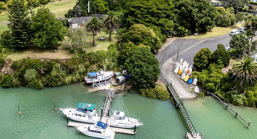  at 153 and 153a Waipuna Road East, Mount Wellington, Auckland City, Auckland