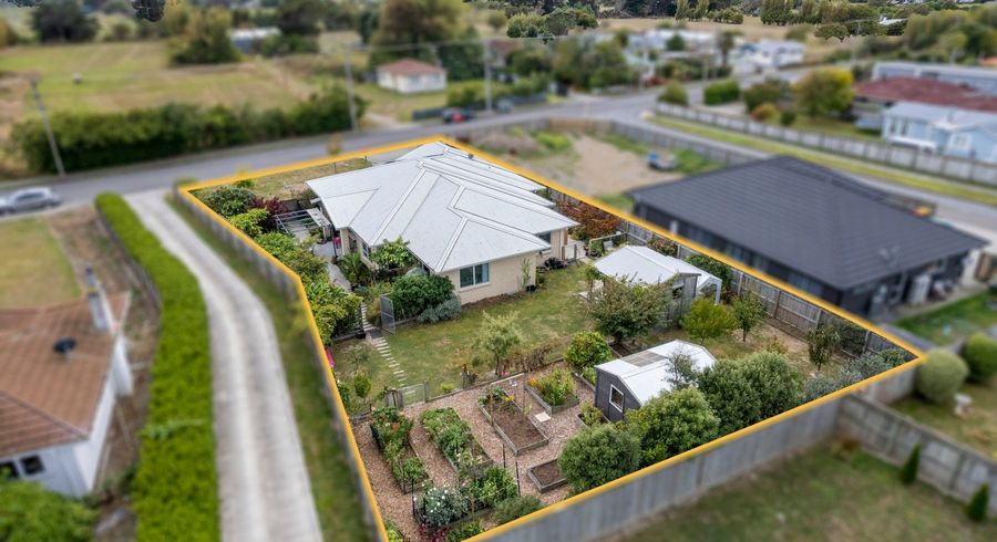  at 197 Rangiuru RD, Otaki Beach