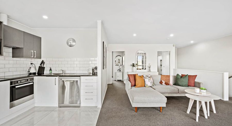  at 8/15 Bishop Lenihan Place, East Tamaki, Auckland