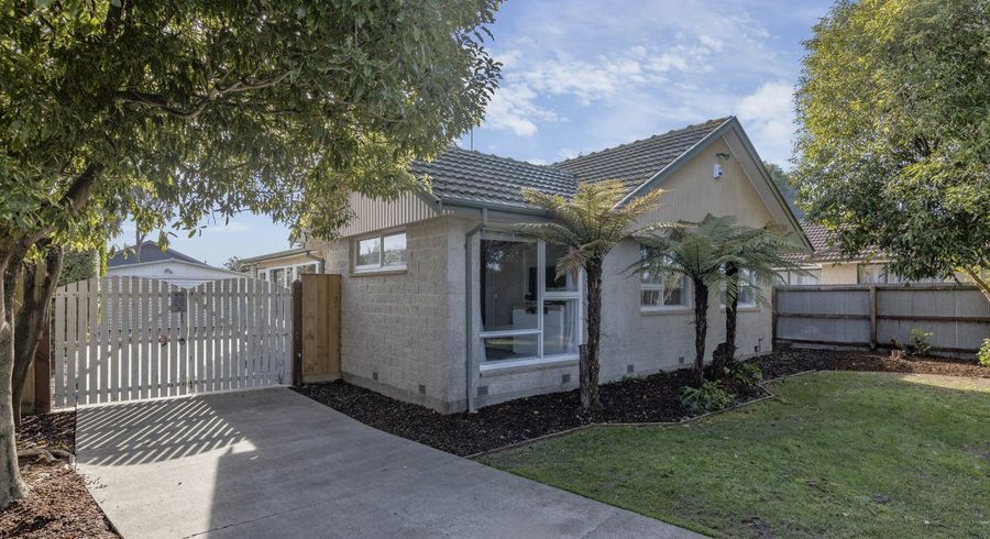  at 24 Woodend Road, Woodend, Woodend