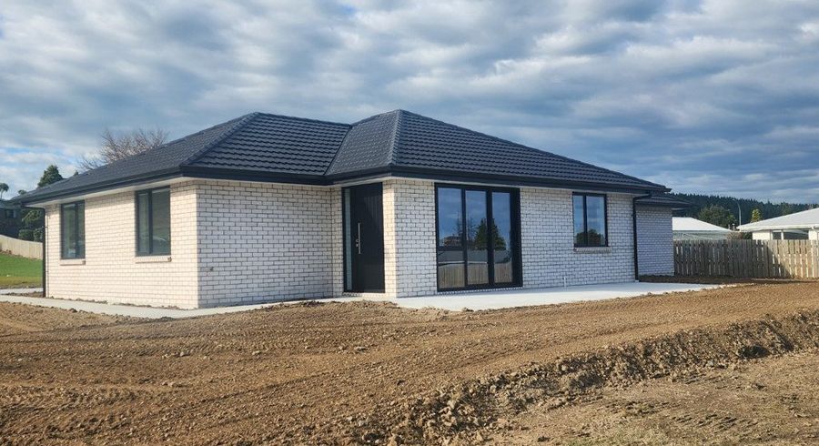  at 8 Kahikatea Drive, Gore, Gore, Southland