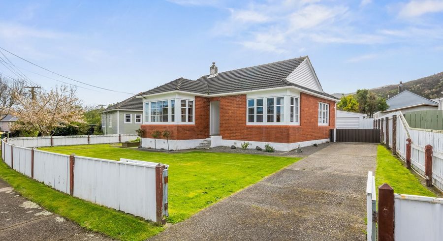  at 14 Shearer Crescent, Naenae, Lower Hutt