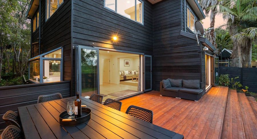  at 2/31 John Court  Street, Birkenhead, North Shore City, Auckland