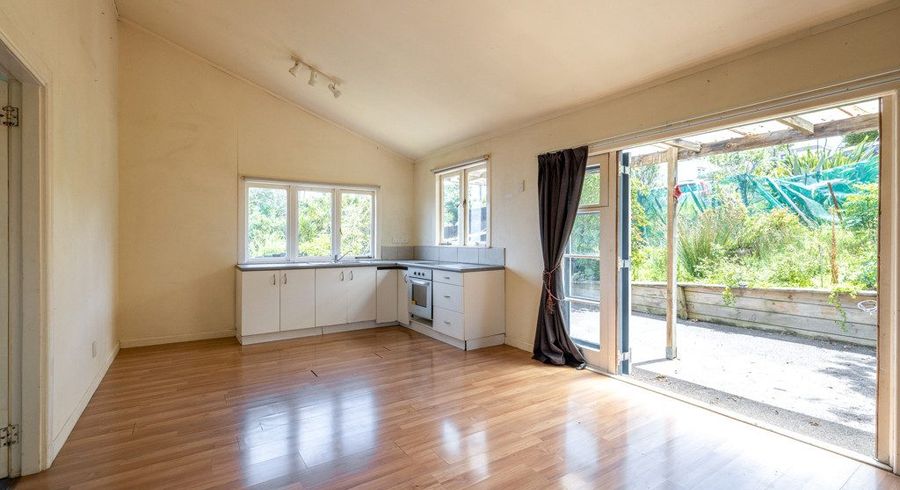 at 8 Wellington Road, Surfdale, Waiheke Island